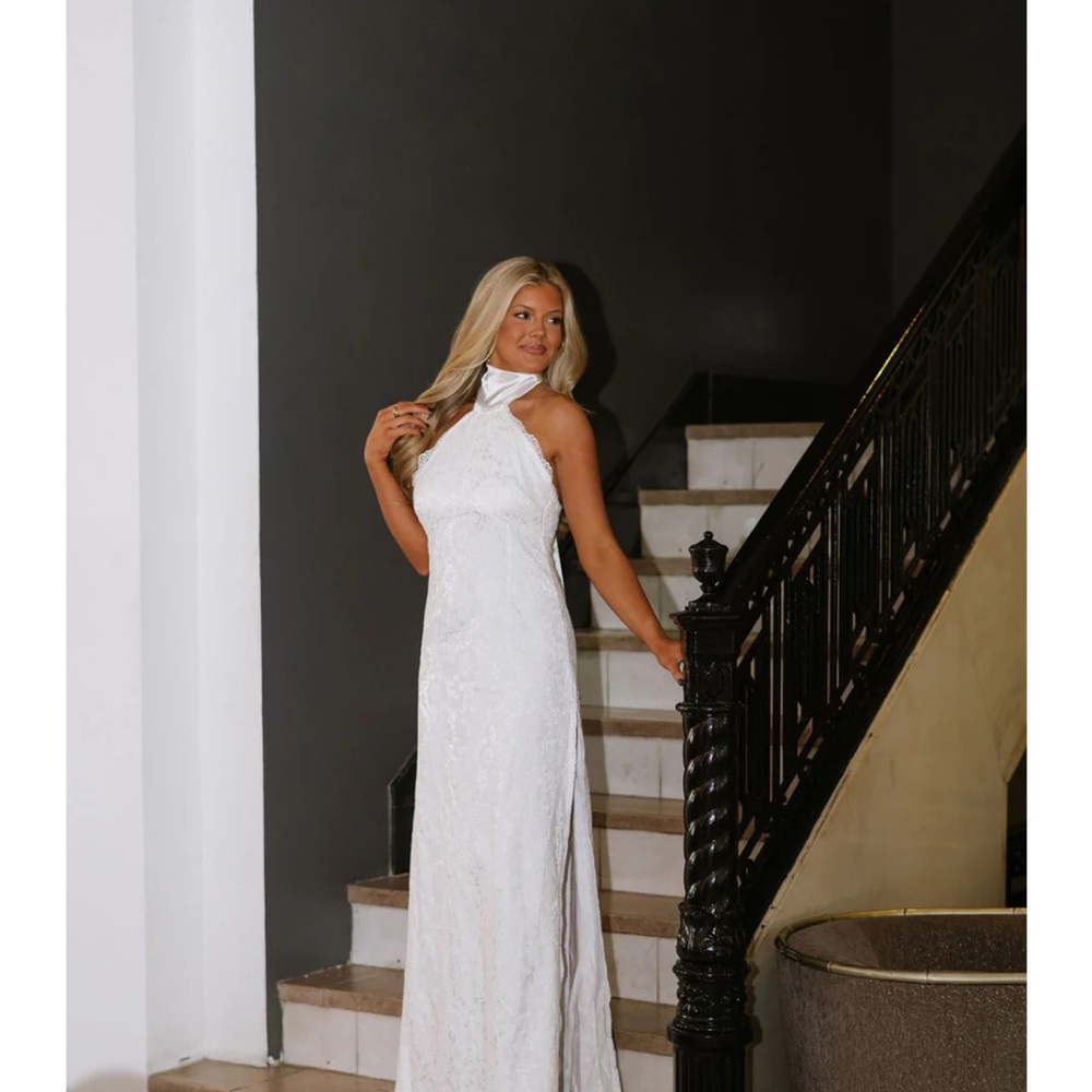 Elegant White Halter Dress